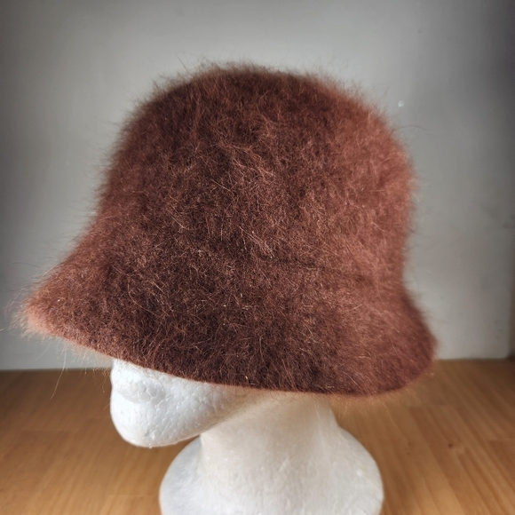 Red Dragon Hat Brown 100% Angora Soft One Size Outdoor Winter - Picture 2 of 8